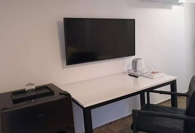 Fotos del hotel AVI City Apartments:  7