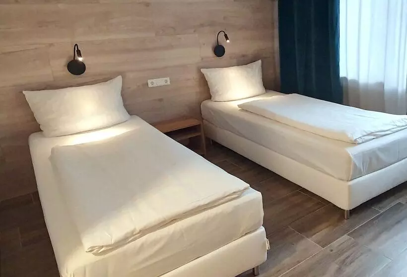 Fotos del hotel AVI City Apartments:  15