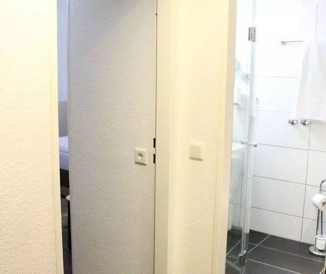 Fotos del hotel AVI City Apartments:  14