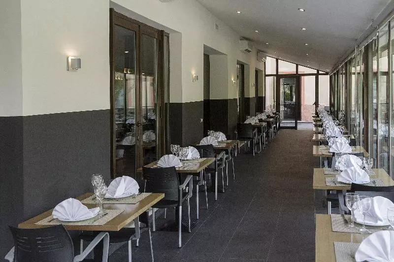 Fotos del hotel Real Balneario Carlos Iii:  4