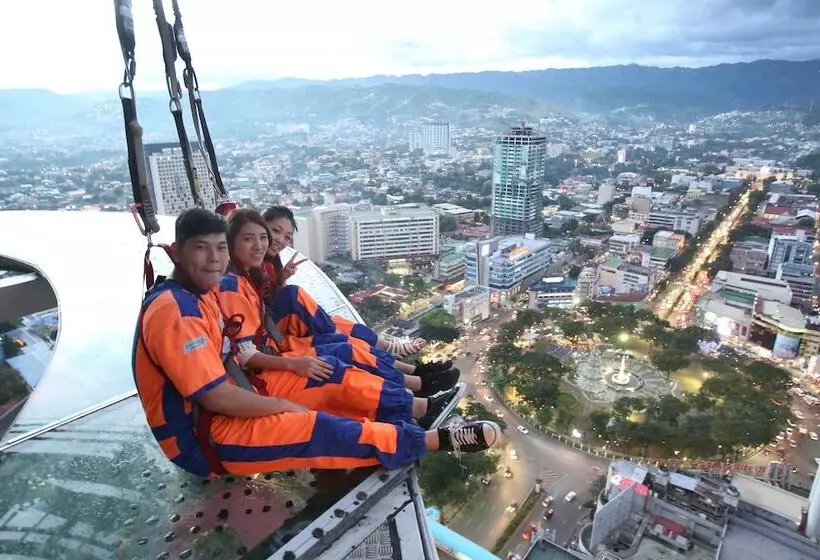 Fotos del hotel Crown Regency  & Towers:  12