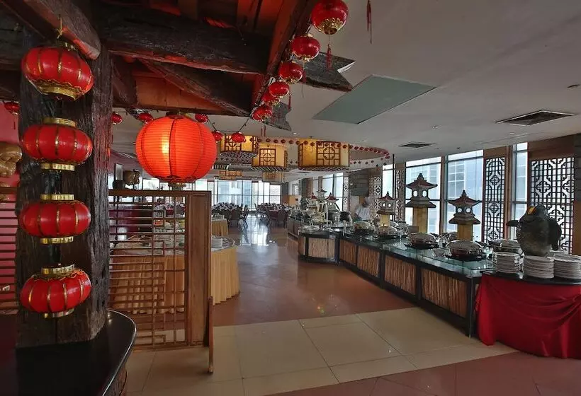 Fotos del hotel Crown Regency  & Towers:  21