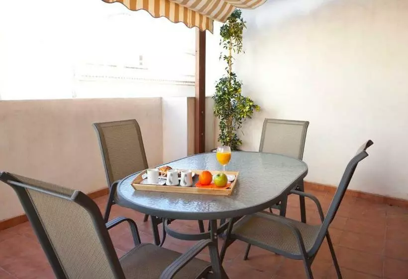 Fotos del hotel La City Estación:  11