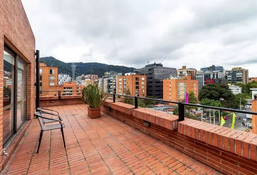 Fotos del hotel Madisson Inn  & Luxury Suites:  16