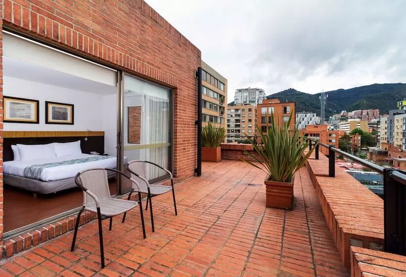 Fotos del hotel Madisson Inn  & Luxury Suites:  8