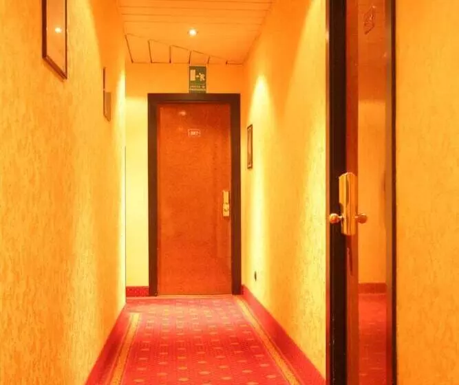 Fotos del hotel Marco Polo Rome:  11