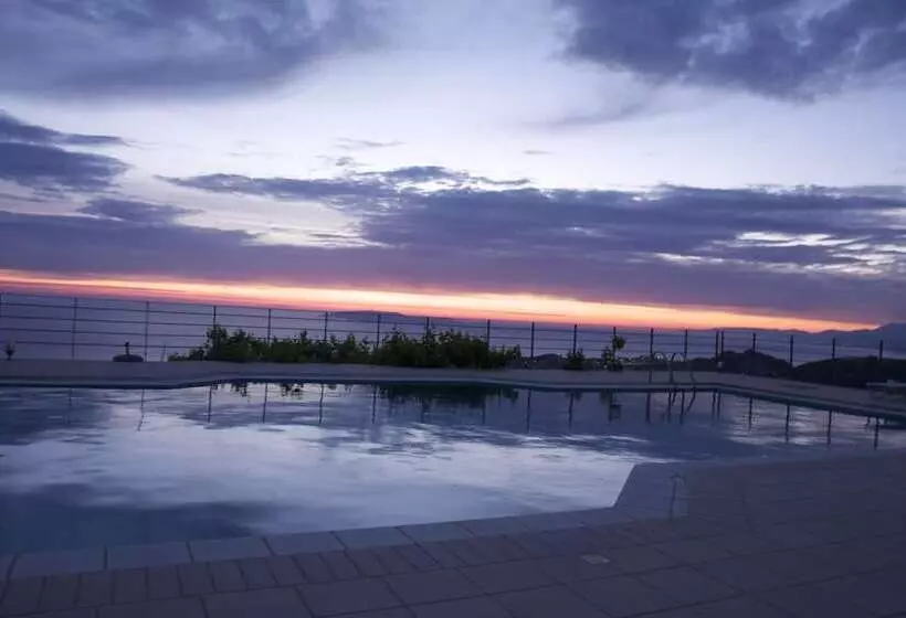 Fotos del hotel Nymphes Luxury Apartments:  16
