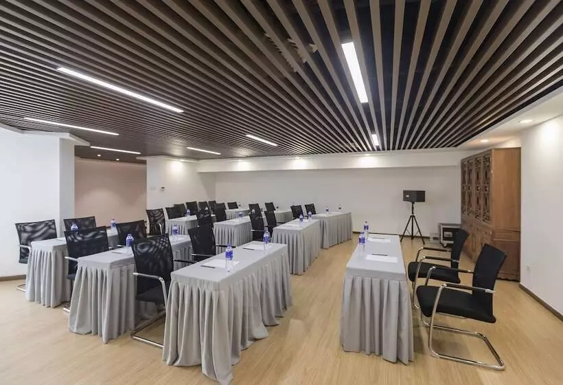 Fotos del hotel Springdale Serviced Residence:  14