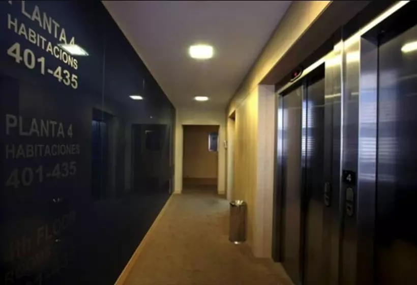 Fotos del hotel Holiday Inn Express Barcelona City 22@, An Ihg:  3