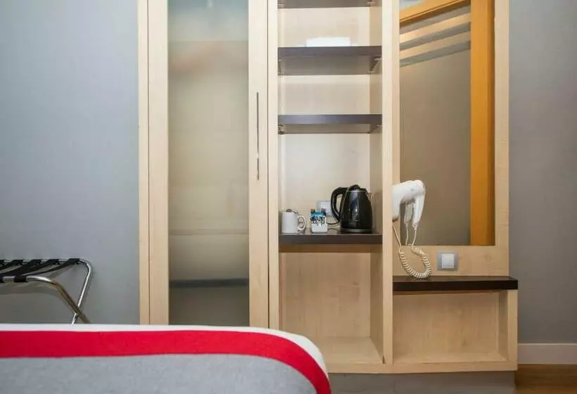 Fotos del hotel Holiday Inn Express Barcelona City 22@, An Ihg:  24