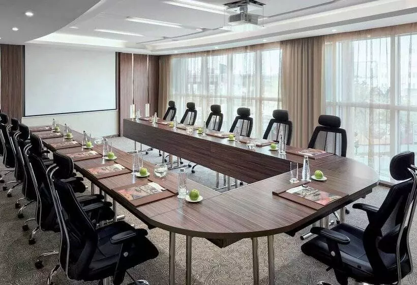 Fotos del hotel Mövenpick  Qassim:  5