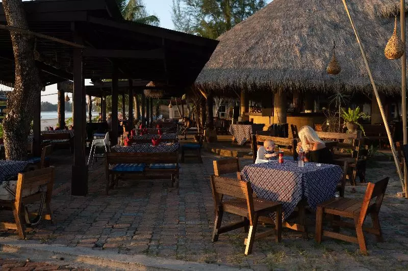 Fotos del hotel Southern Lanta Resort:  5