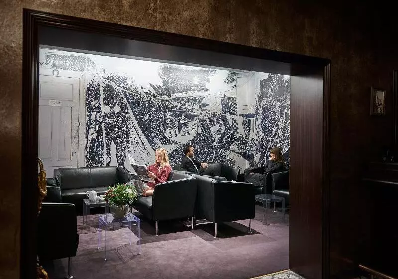 Fotos del hotel Holt  Art Museum:  20