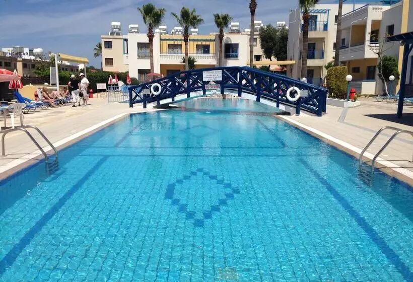 Fotos del hotel Kefalonitis Hotel Apartments:  16