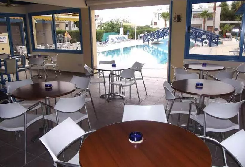 Fotos del hotel Kefalonitis Hotel Apartments:  5