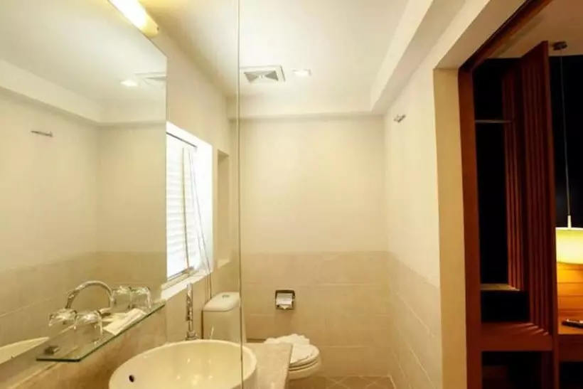 Fotos del hotel The Embassy Sathorn:  14