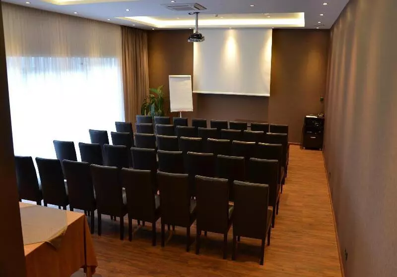 Fotos del hotel Columbus:  33