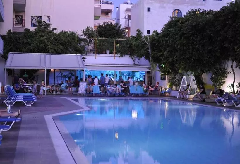 Fotos del hotel Porto Plazza:  15