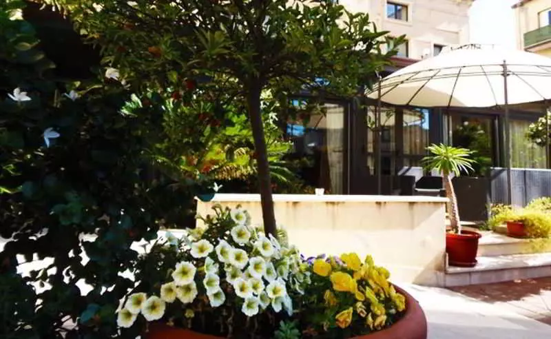 Fotos del hotel Villa Cibele:  5