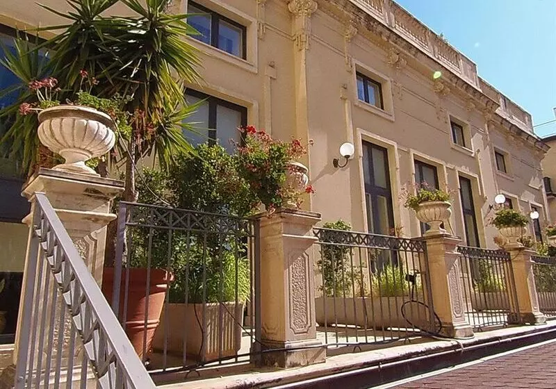 Fotos del hotel Villa Cibele:  9