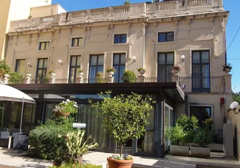 Fotos del hotel Villa Cibele:  11