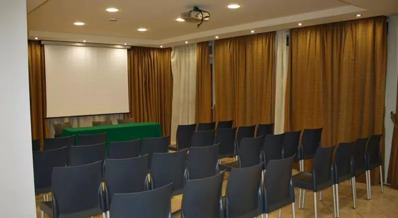 Fotos del hotel Villa Cibele:  8