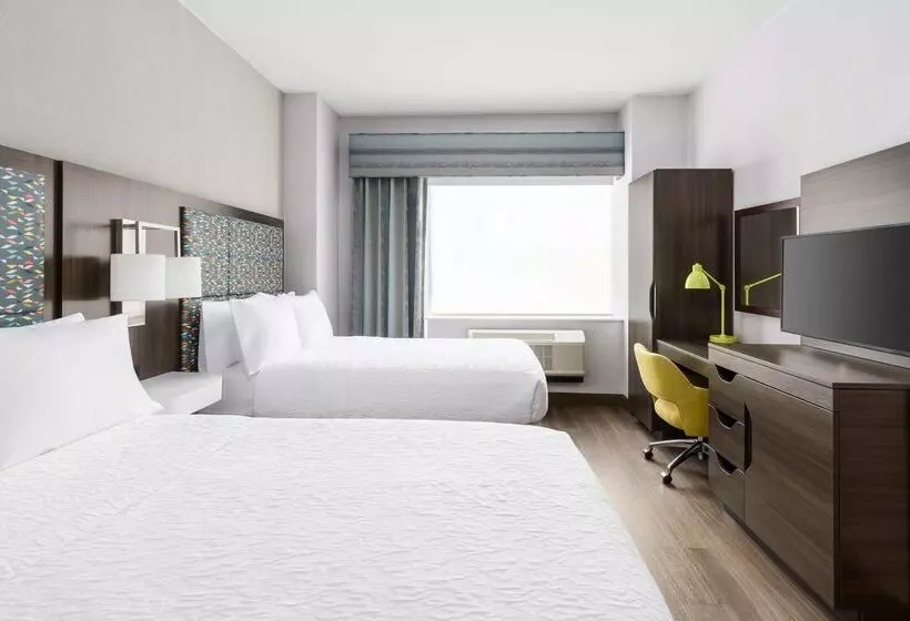 Hampton By Hilton Manhattan 35th Street – Empire State Building