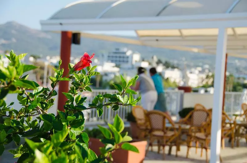 Fotos del hotel Kosta Palace:  12