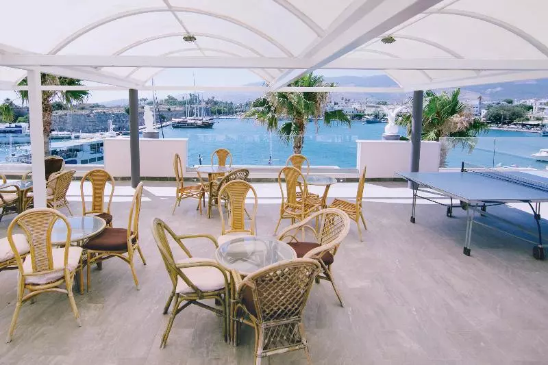 Fotos del hotel Kosta Palace:  20