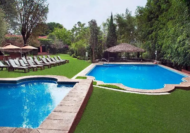 Fotos del hotel Racquet Cuernavaca:  2