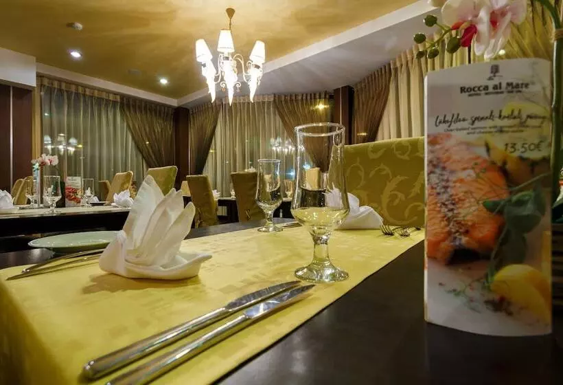 Fotos del hotel Rocca Al Mare:  16