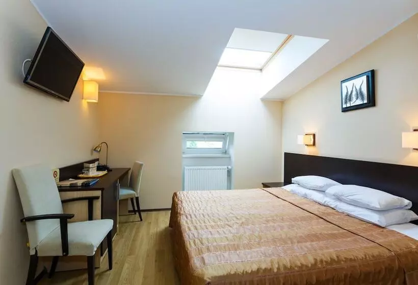 Fotos del hotel Rocca Al Mare:  9