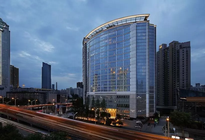Fotos del hotel New World Wuhan:  1