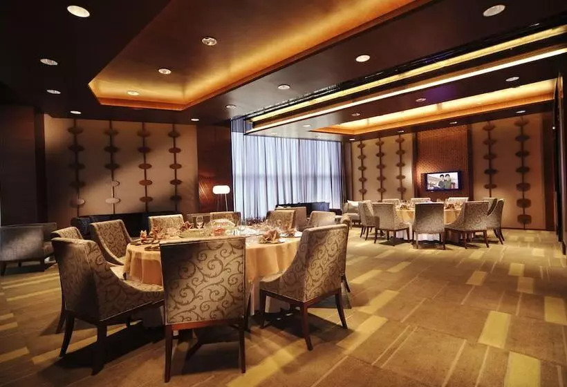 Fotos del hotel New World Wuhan:  21