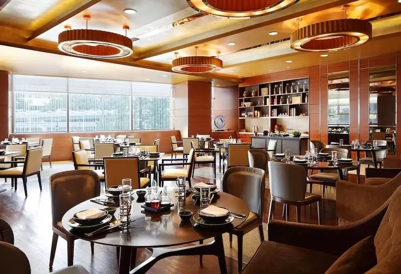 Fotos del hotel New World Wuhan:  8