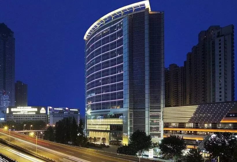 Fotos del hotel New World Wuhan:  11