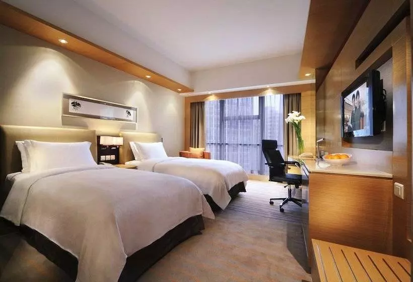 Fotos del hotel New World Wuhan:  12