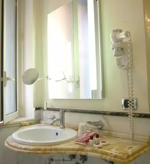 Fotos del hotel Suite Opera Rooms:  14