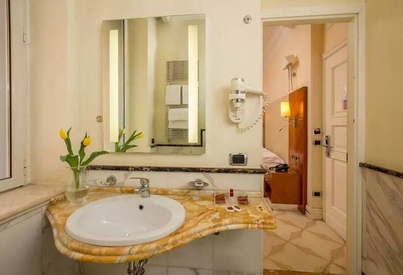 Fotos del hotel Suite Opera Rooms:  16