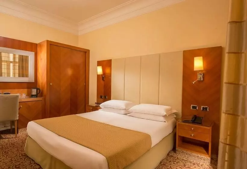 Fotos del hotel Suite Opera Rooms:  12