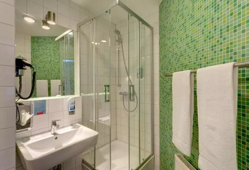 Fotos del hotel Meininger Hotel Berlin Alexanderplatz:  10