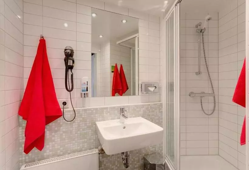 Fotos del hotel Meininger Hotel Berlin Alexanderplatz:  13