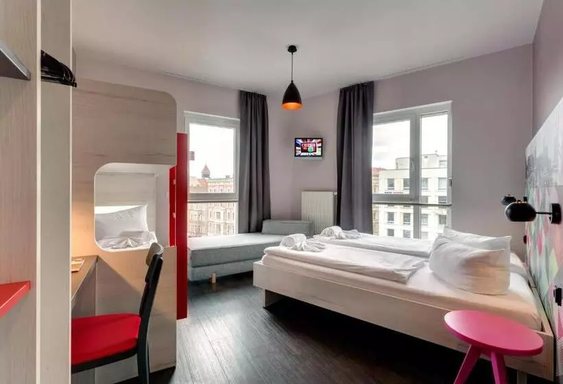 Fotos del hotel Meininger Hotel Berlin Alexanderplatz:  17