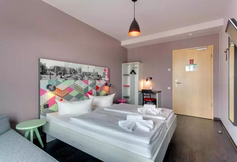 Fotos del hotel Meininger Hotel Berlin Alexanderplatz:  16