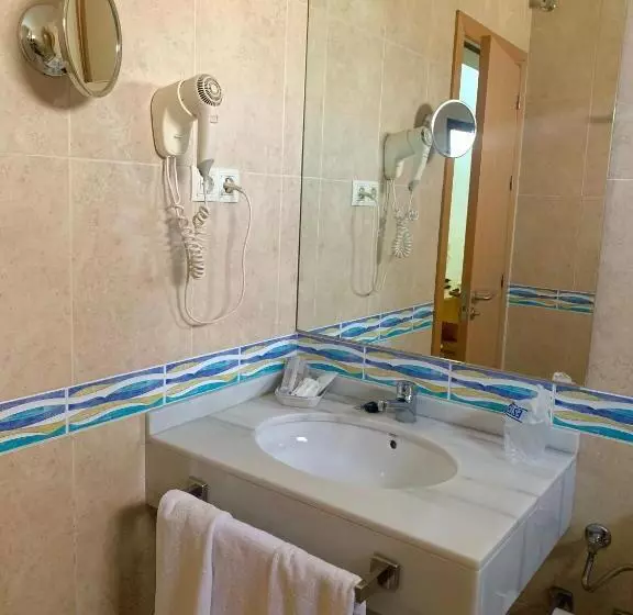 Fotos del hotel Don Polvorón:  2