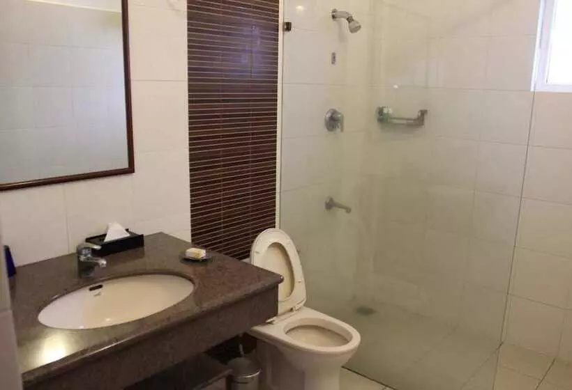 Fotos del hotel Justa Off Mg Road:  15