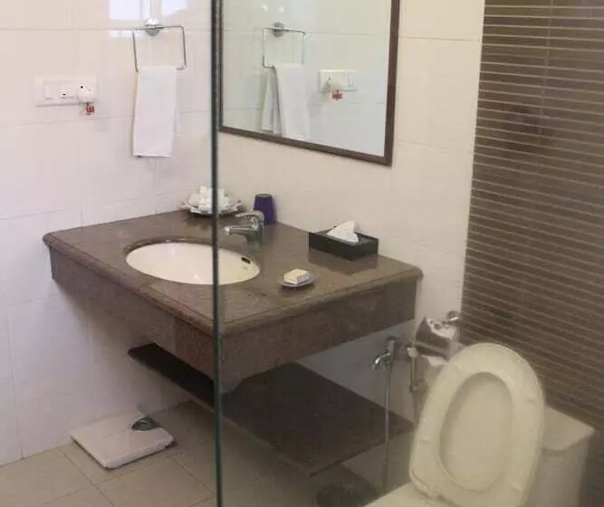 Fotos del hotel Justa Off Mg Road:  11