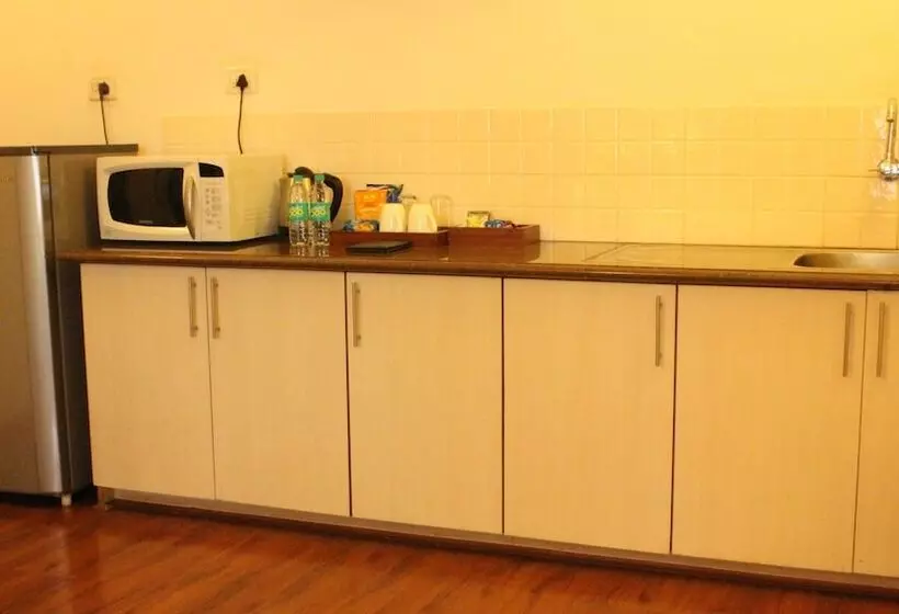 Fotos del hotel Justa Off Mg Road:  5