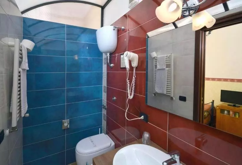 Fotos del hotel Pintostorey:  13