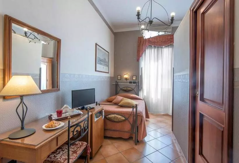 Fotos del hotel Pintostorey:  14